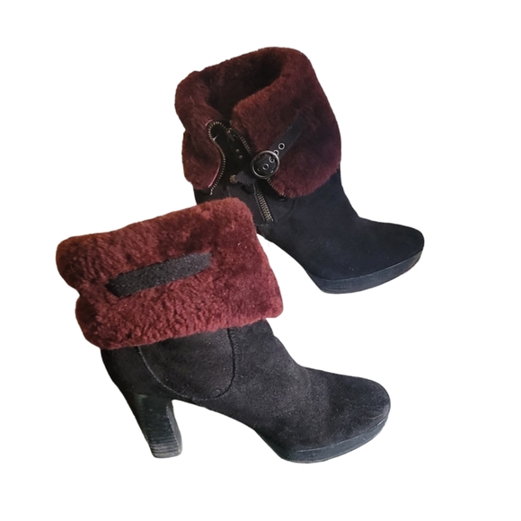 UGG Jerene Black Suede Ankle Boots Burgundy Shearling Cuff Women’s Size 9.5 - Picture 6 of 6
